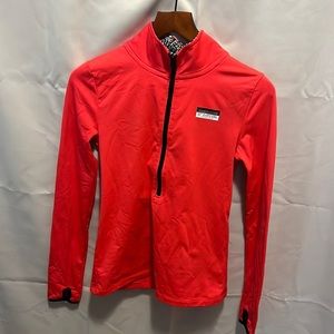 (143) PINK Victoria Secret pull over